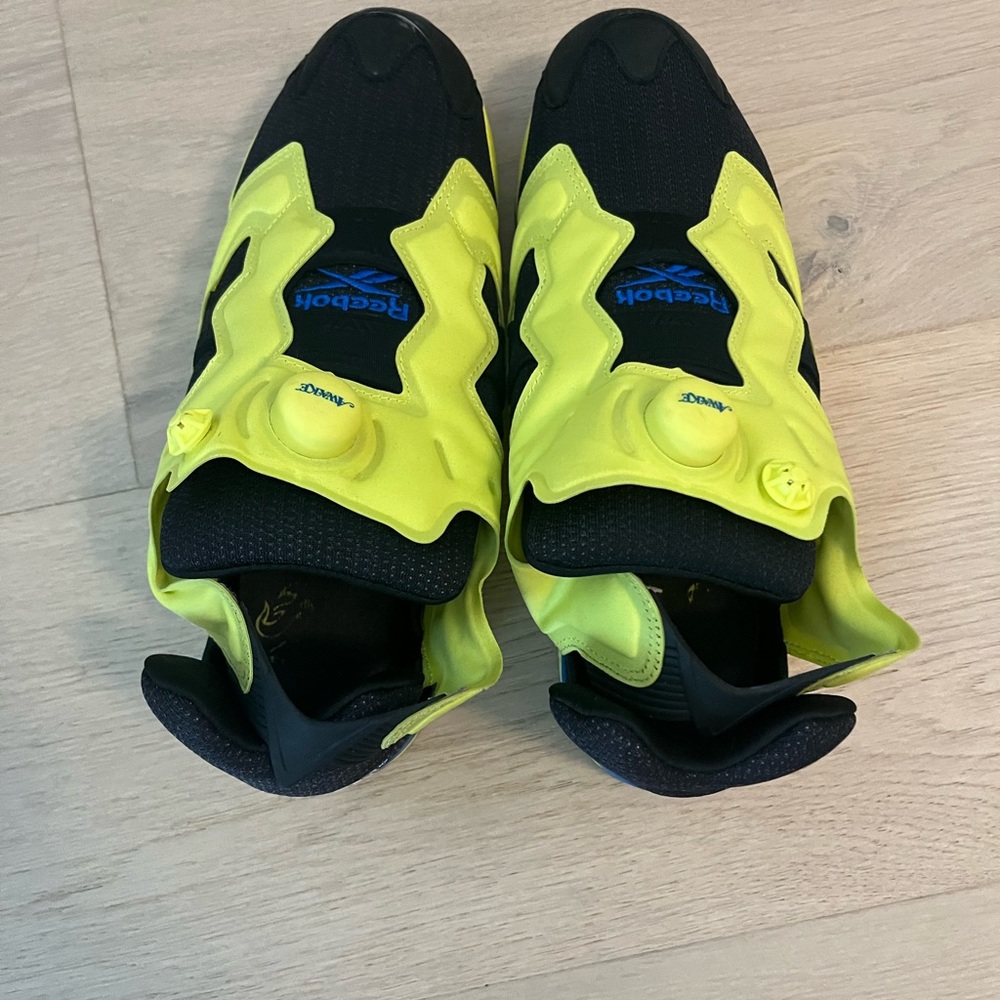 Reebok X awake ny instapump fury sneaker